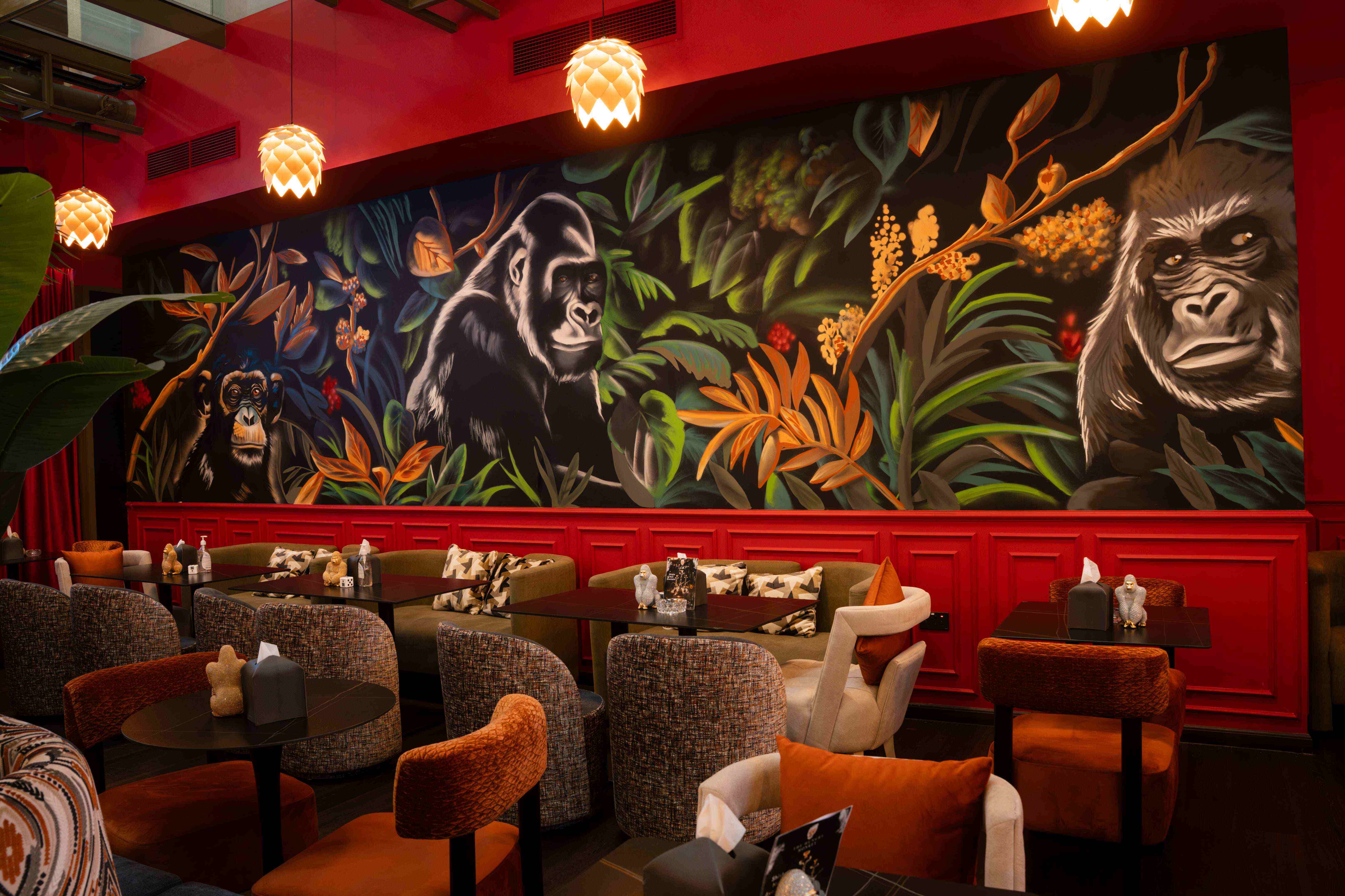 Restaurant & Lounge